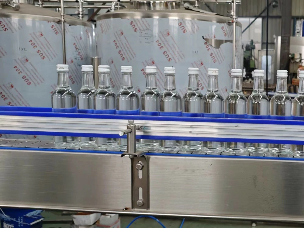 Automatic Mineral Water Bottle Filling Machine